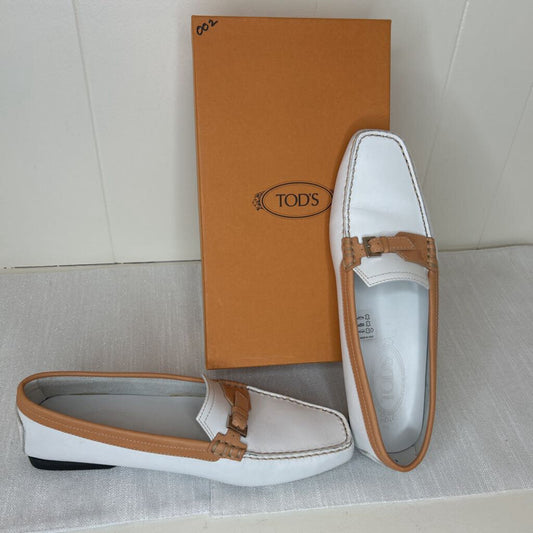 TODS LOAFER